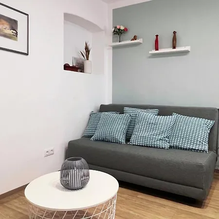 Apartment Nice2Be Lions Love - Augsburg Zentrum *